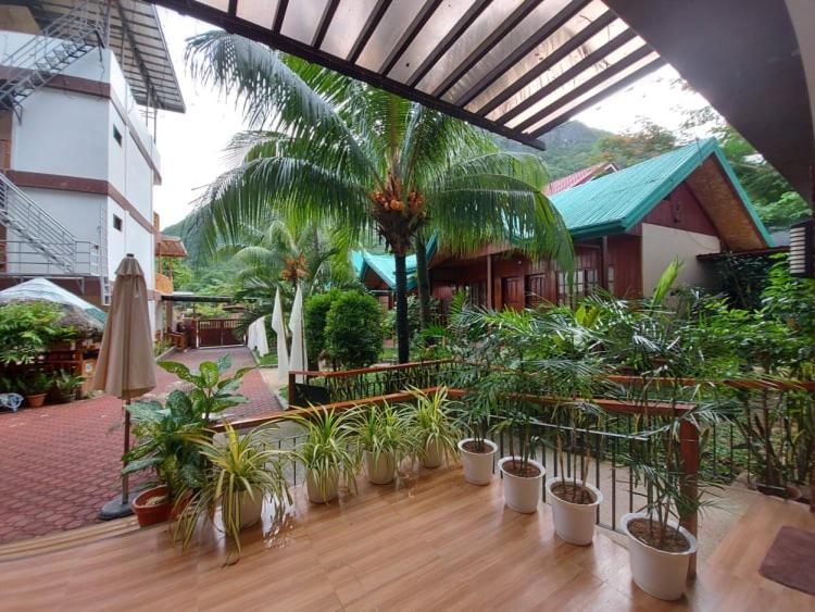 Jurias Garden Hotel El Nido Exterior photo